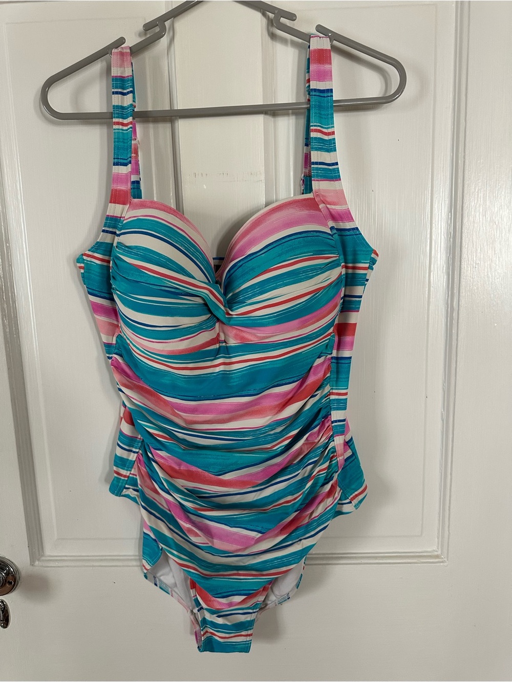 Niptuck Swim Bathing Suit 1 piece pink blue stripes ruched size 12 cruise resort